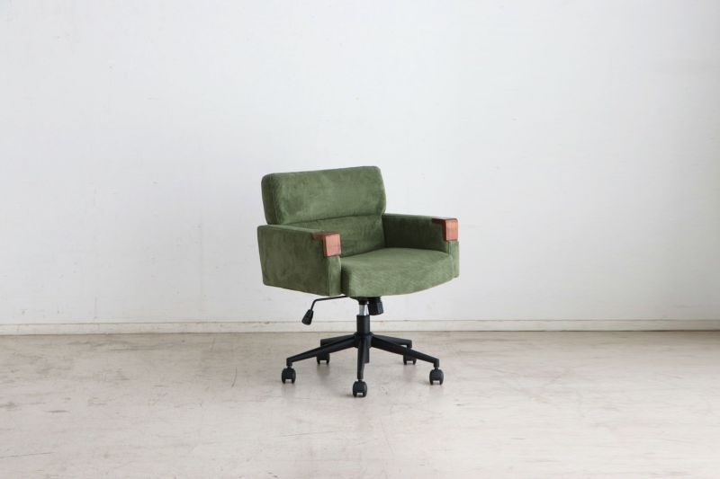 UP 384 ウォルク デスクチェア