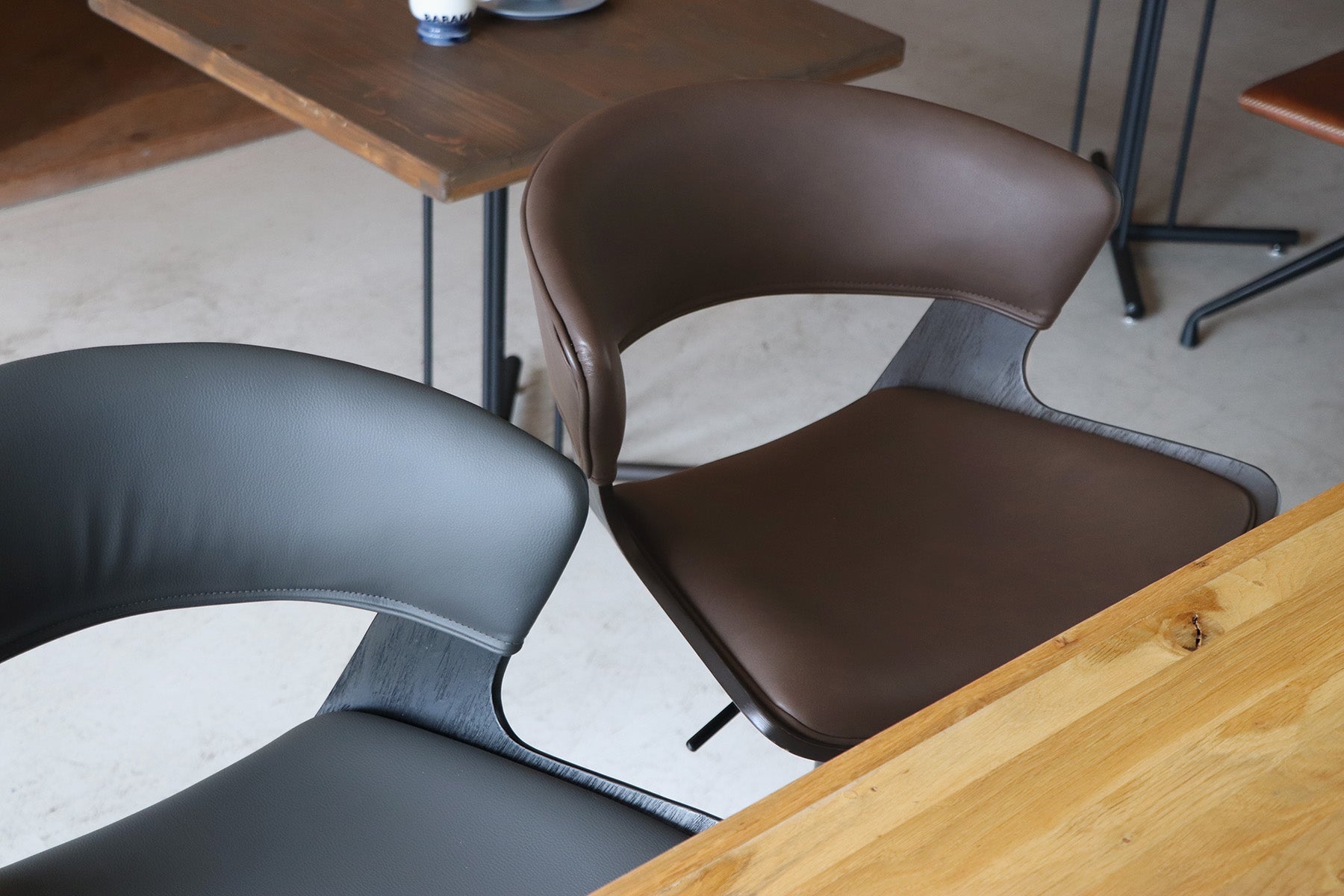 ルシア バーチェア