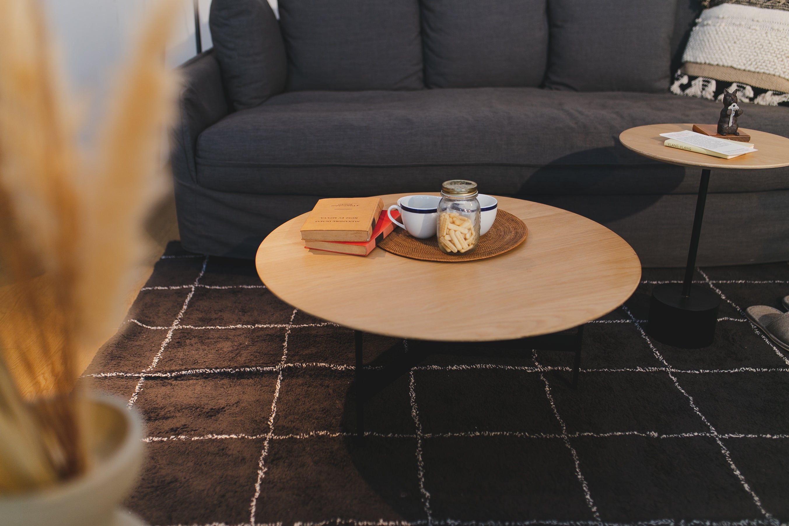 ラウンドテーブル