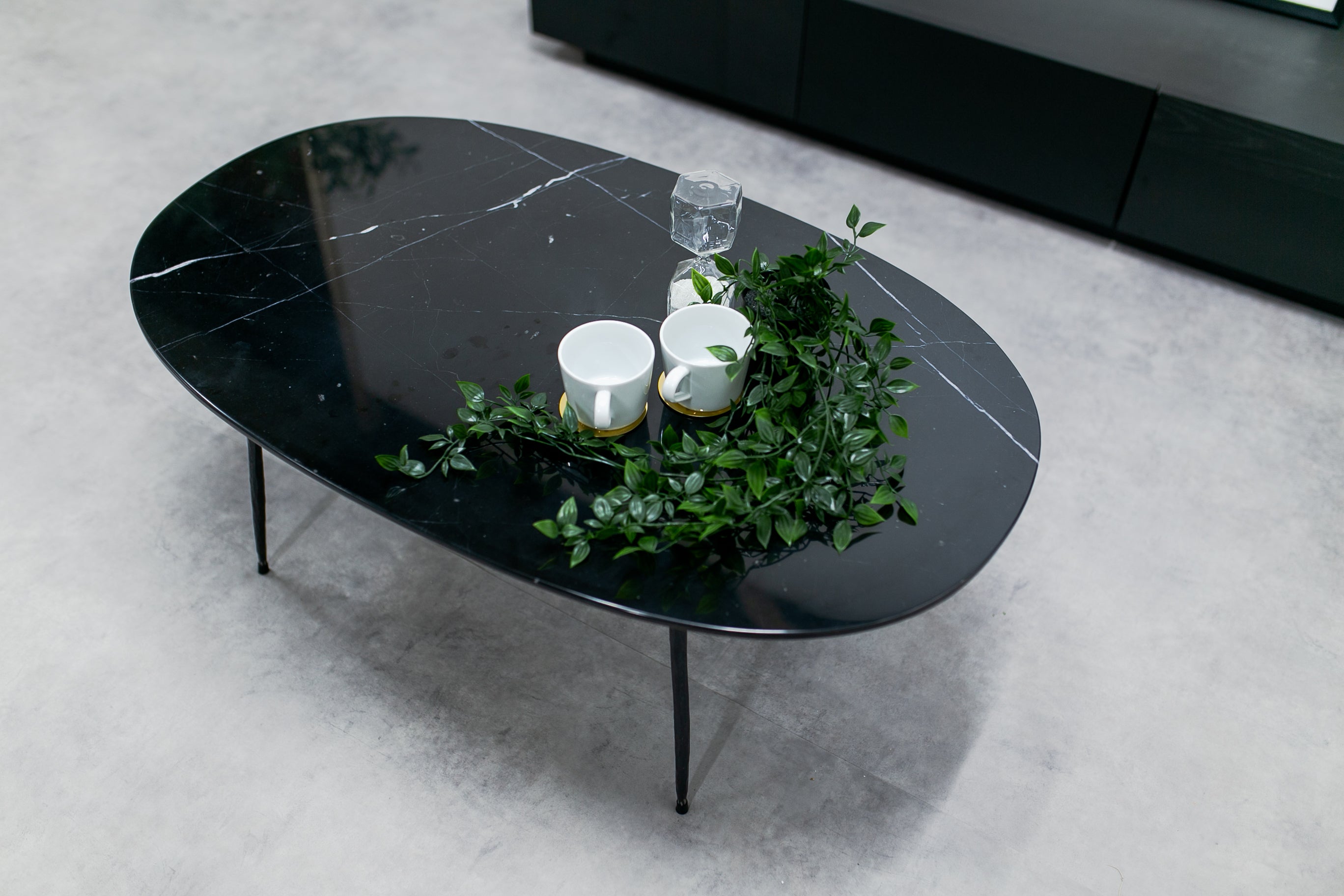 チケ リビングテーブル