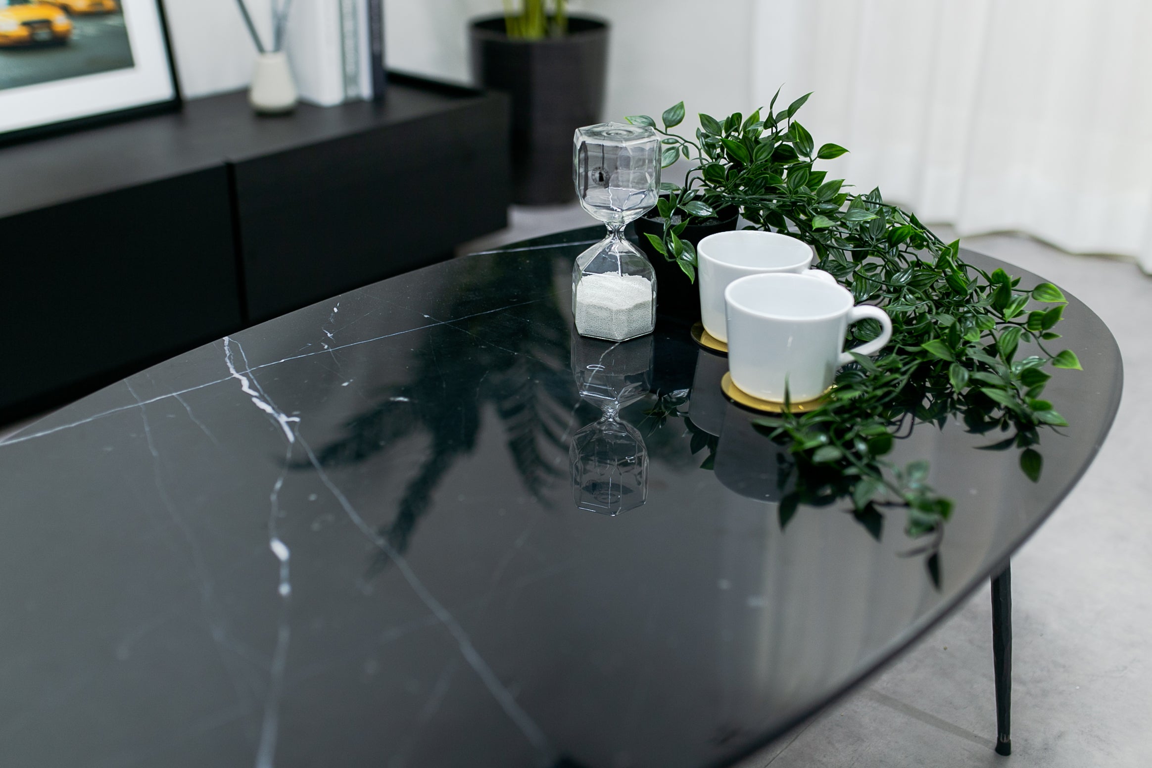 チケ リビングテーブル