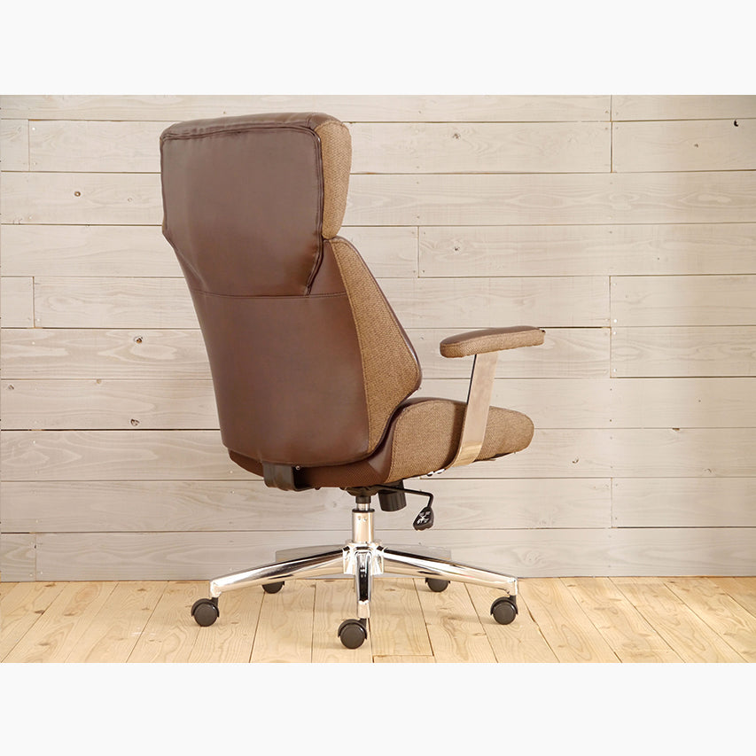 ウィップ チェア