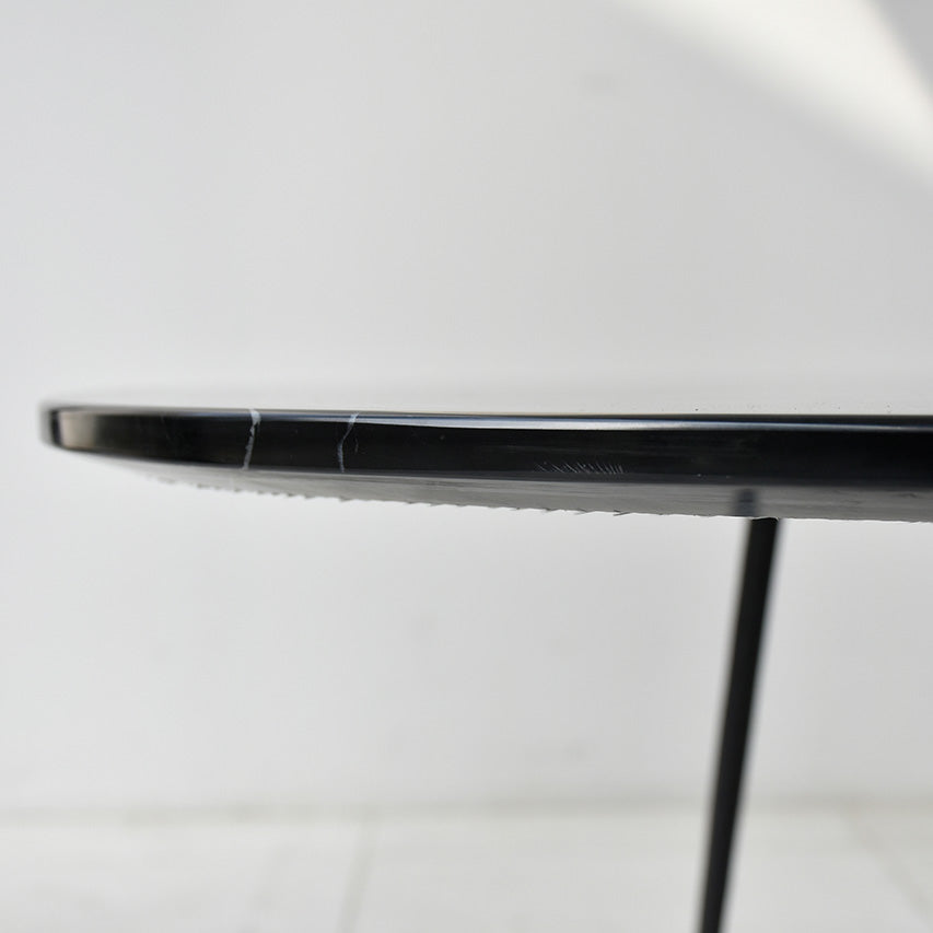 チケ リビングテーブル