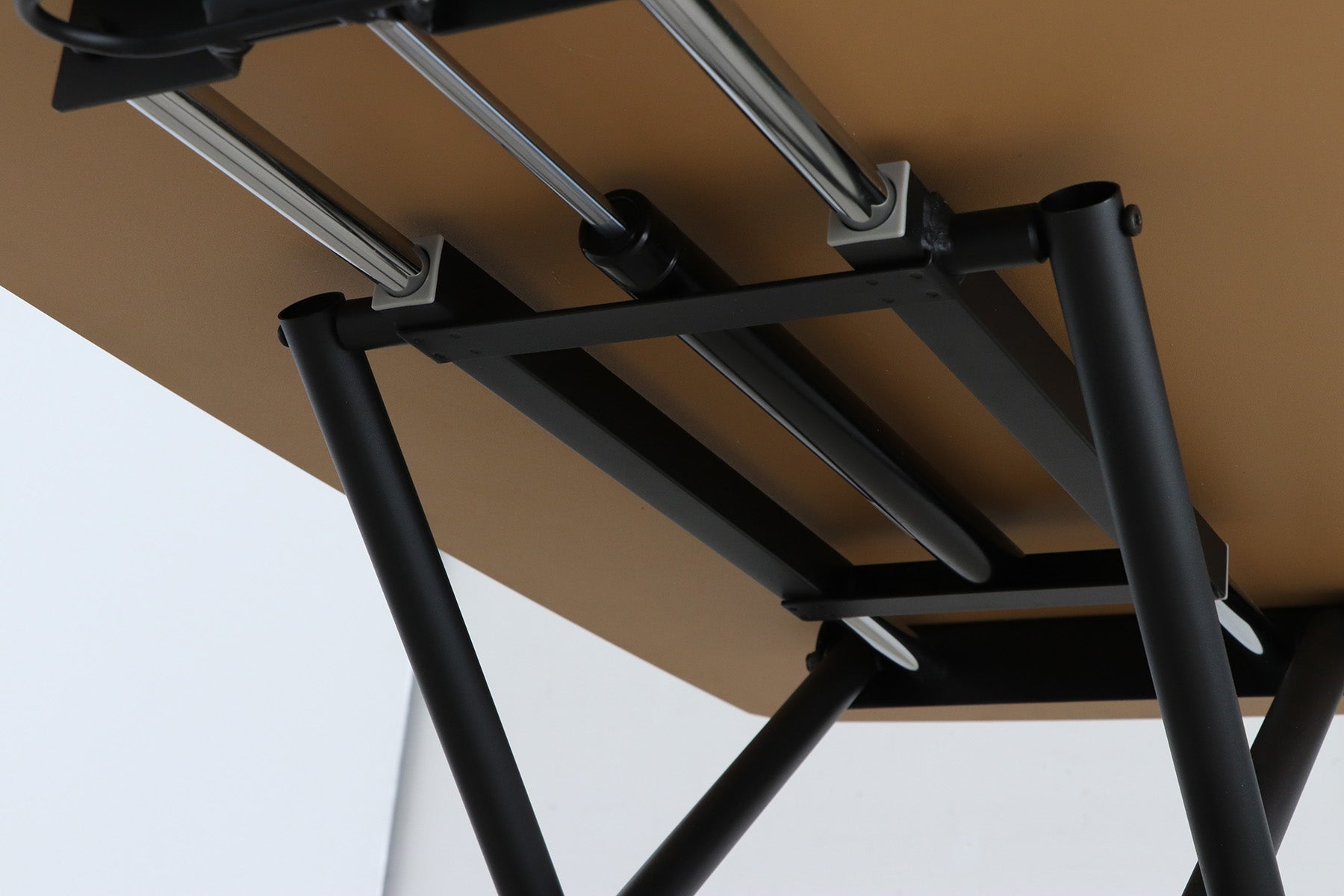 セラール リフトテーブル