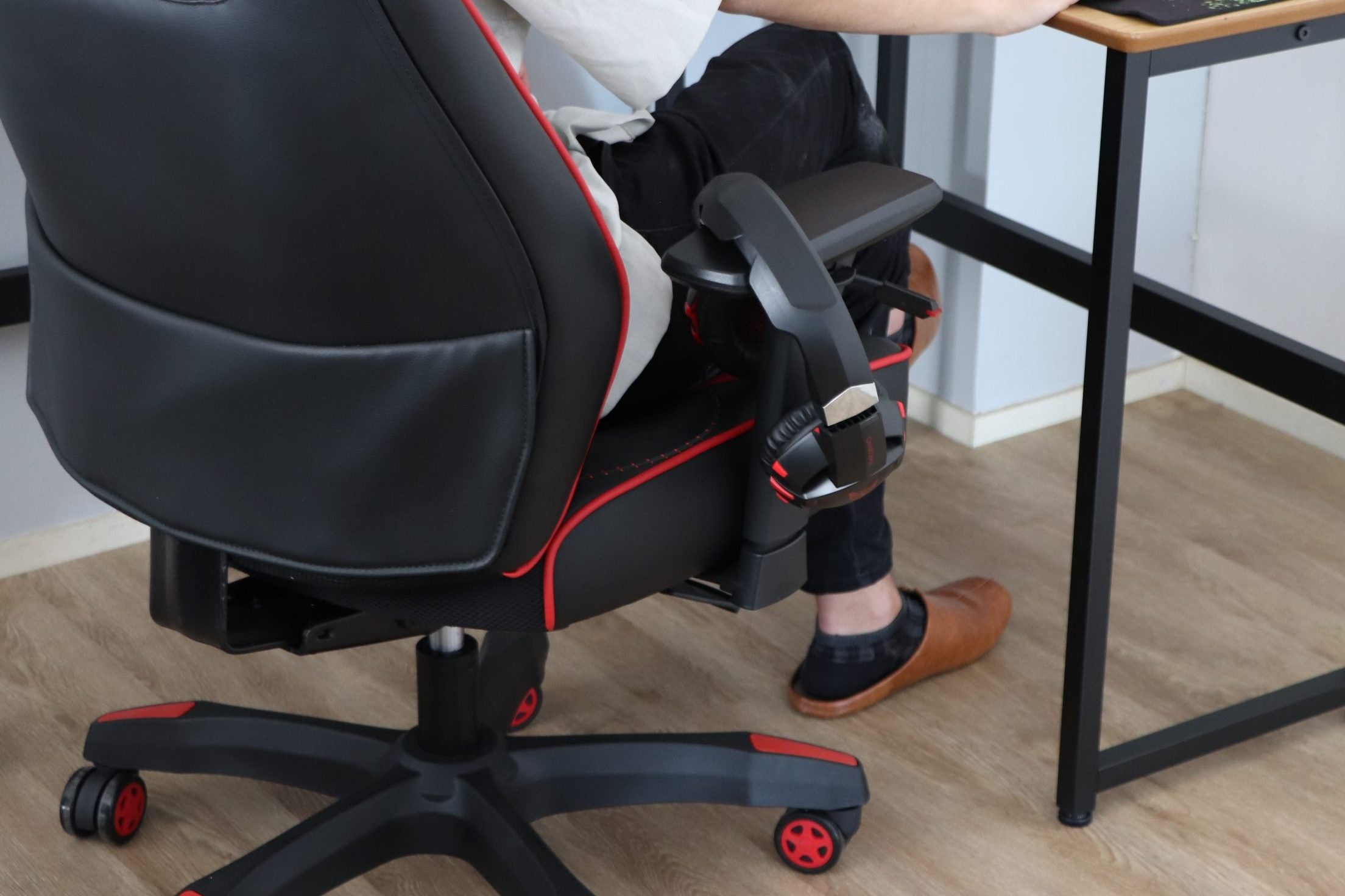 SeAGA-05 ゲーミングチェア