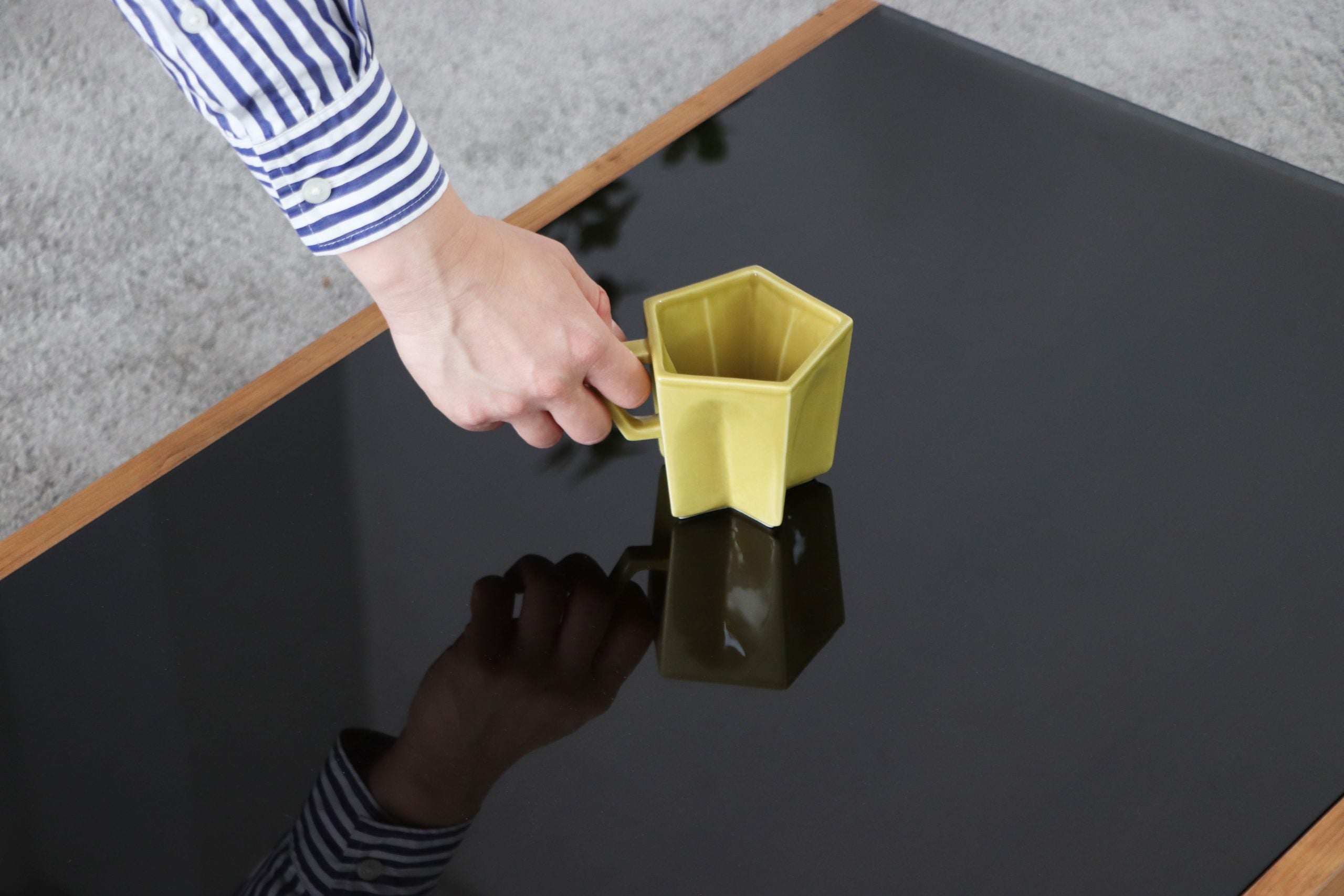 ネイツ センタテーブル