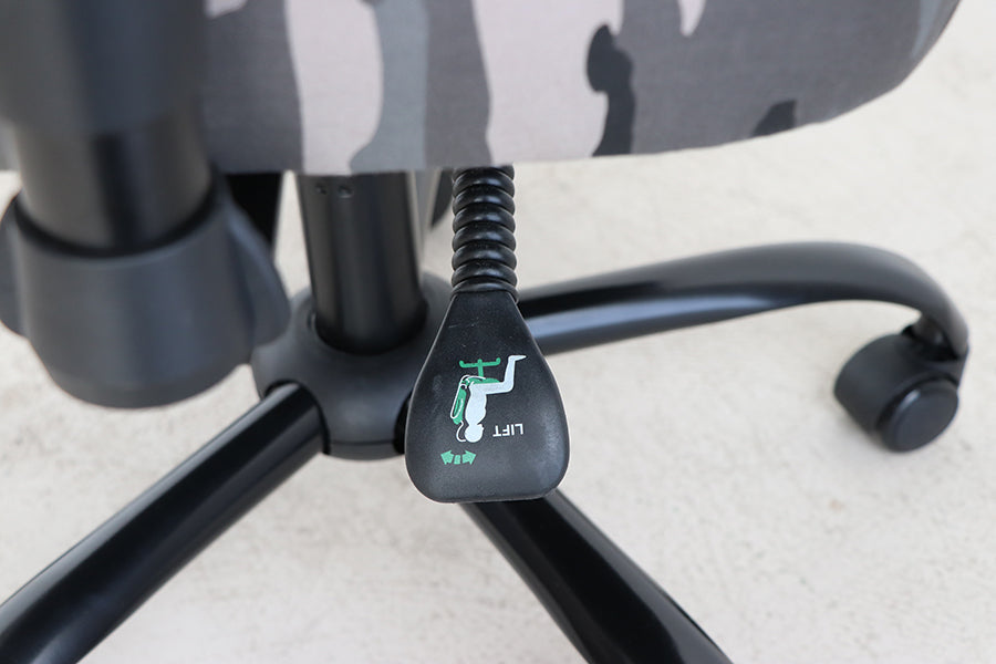 SeAGA-01 ゲーミングチェア