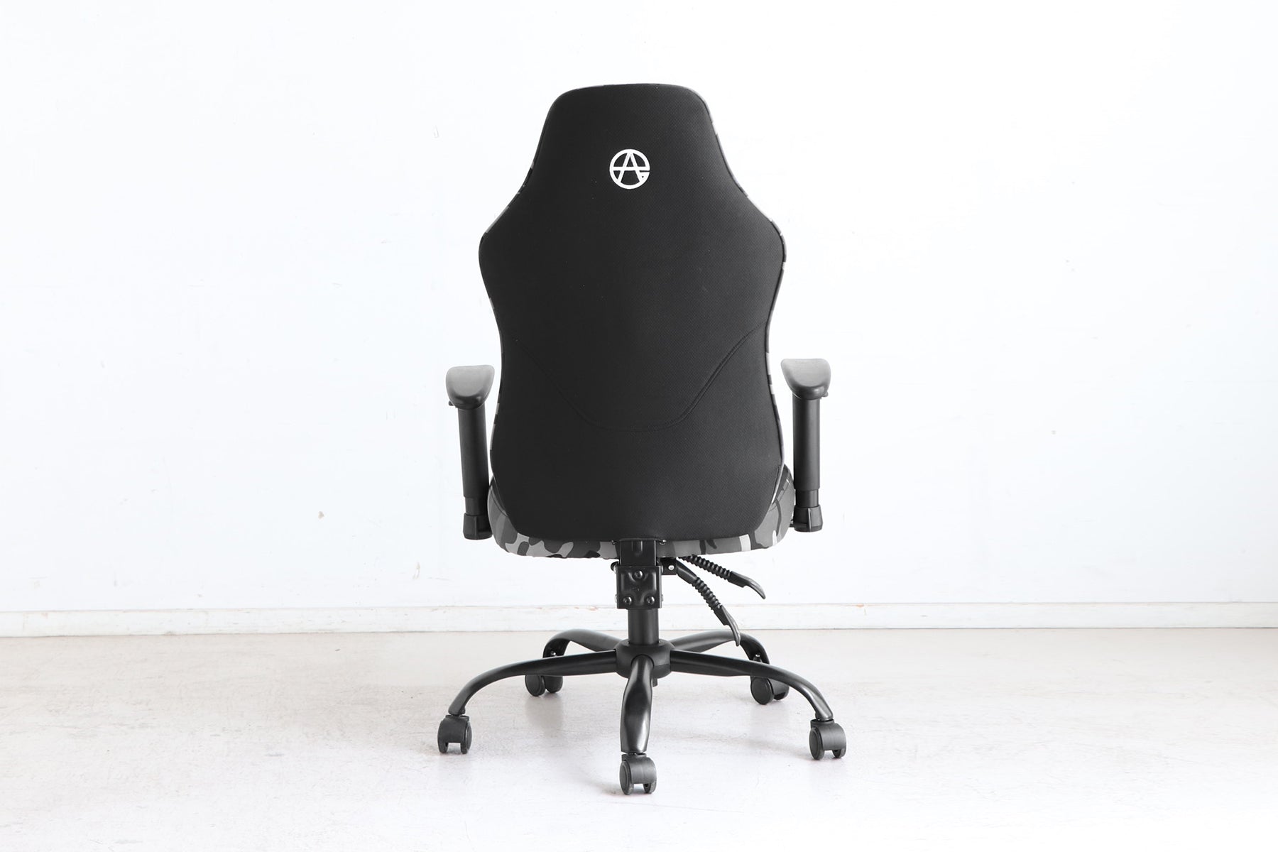 SeAGA-01 ゲーミングチェア