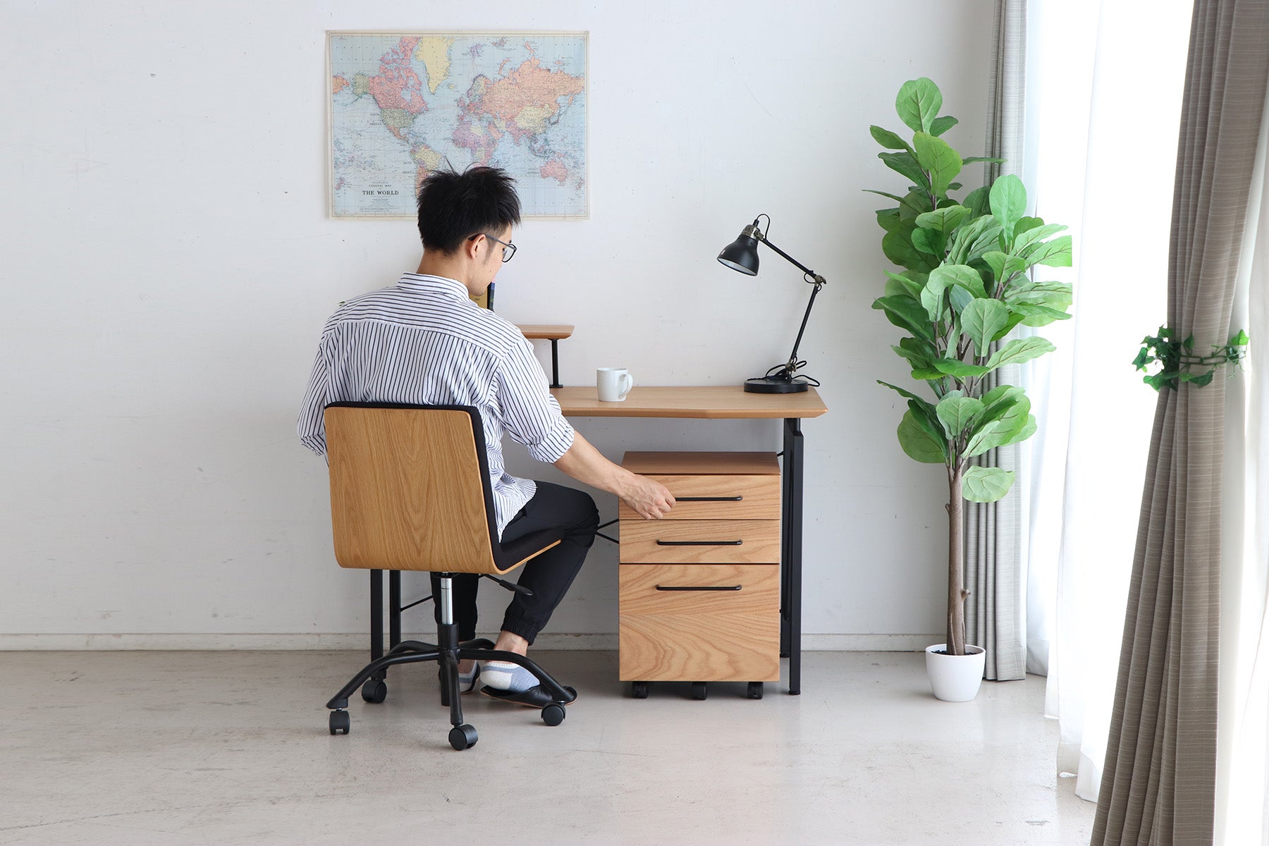 ハウタ 120デスク