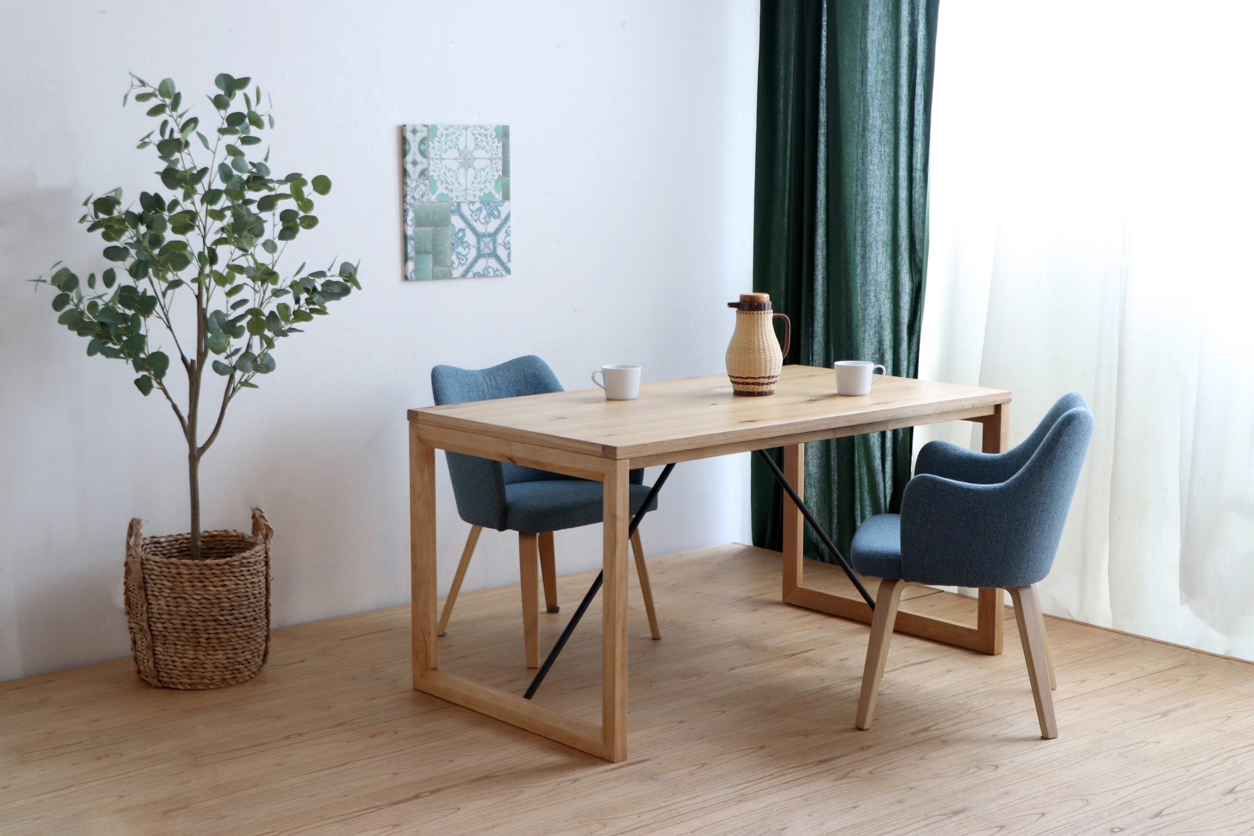 ハウタ 140ダイニングテーブル