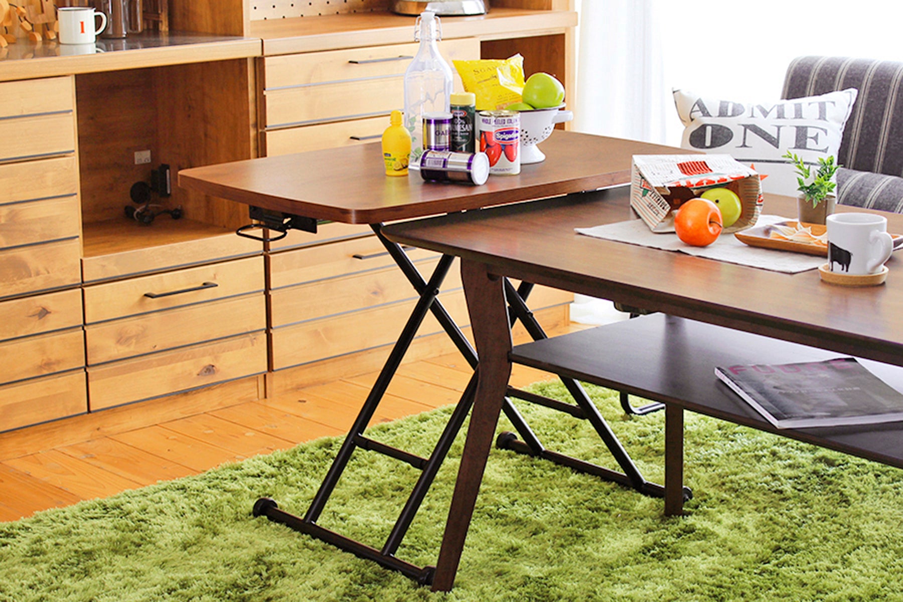 ヴォール リフトテーブル