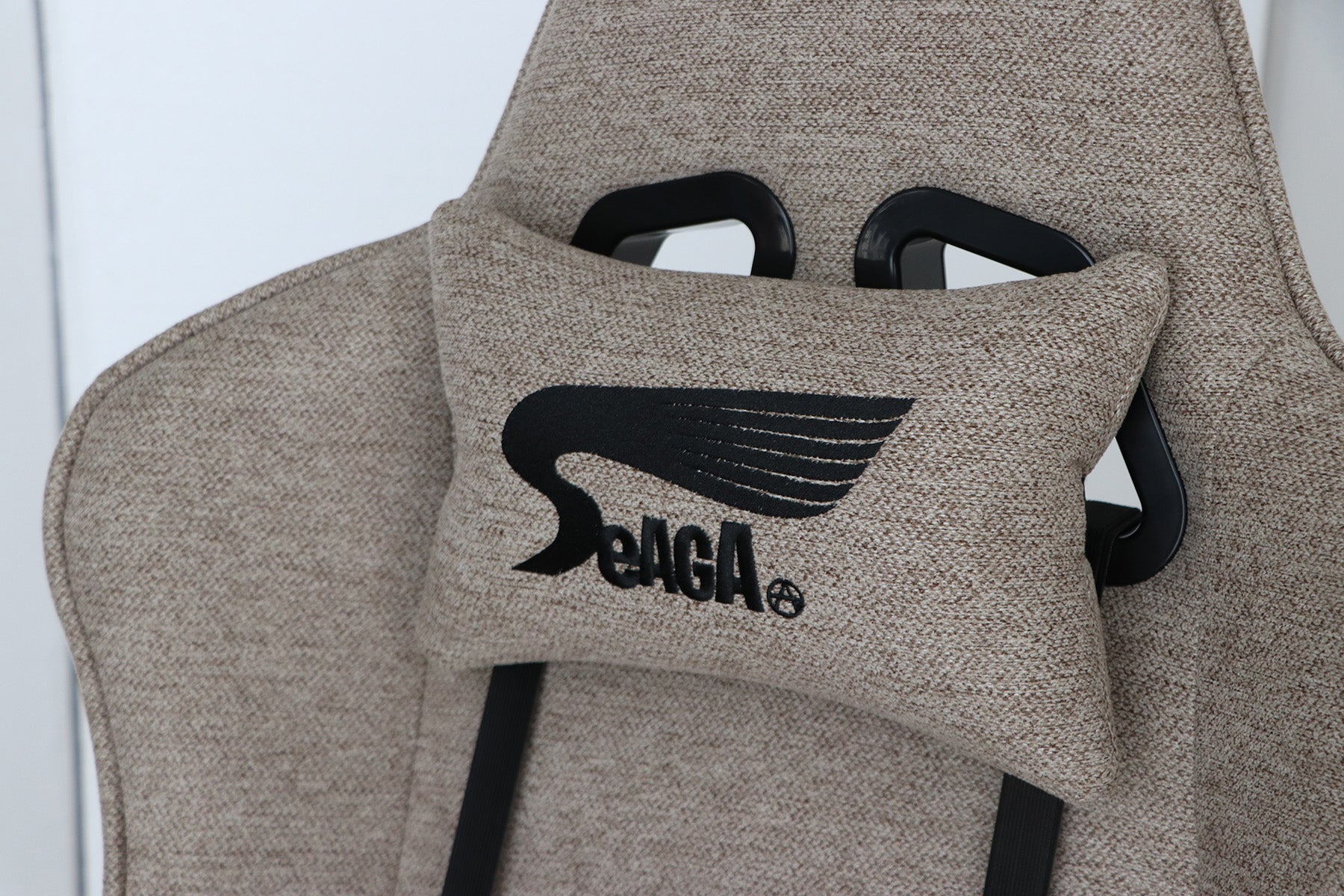 SeAGA-04 ゲーミングチェア