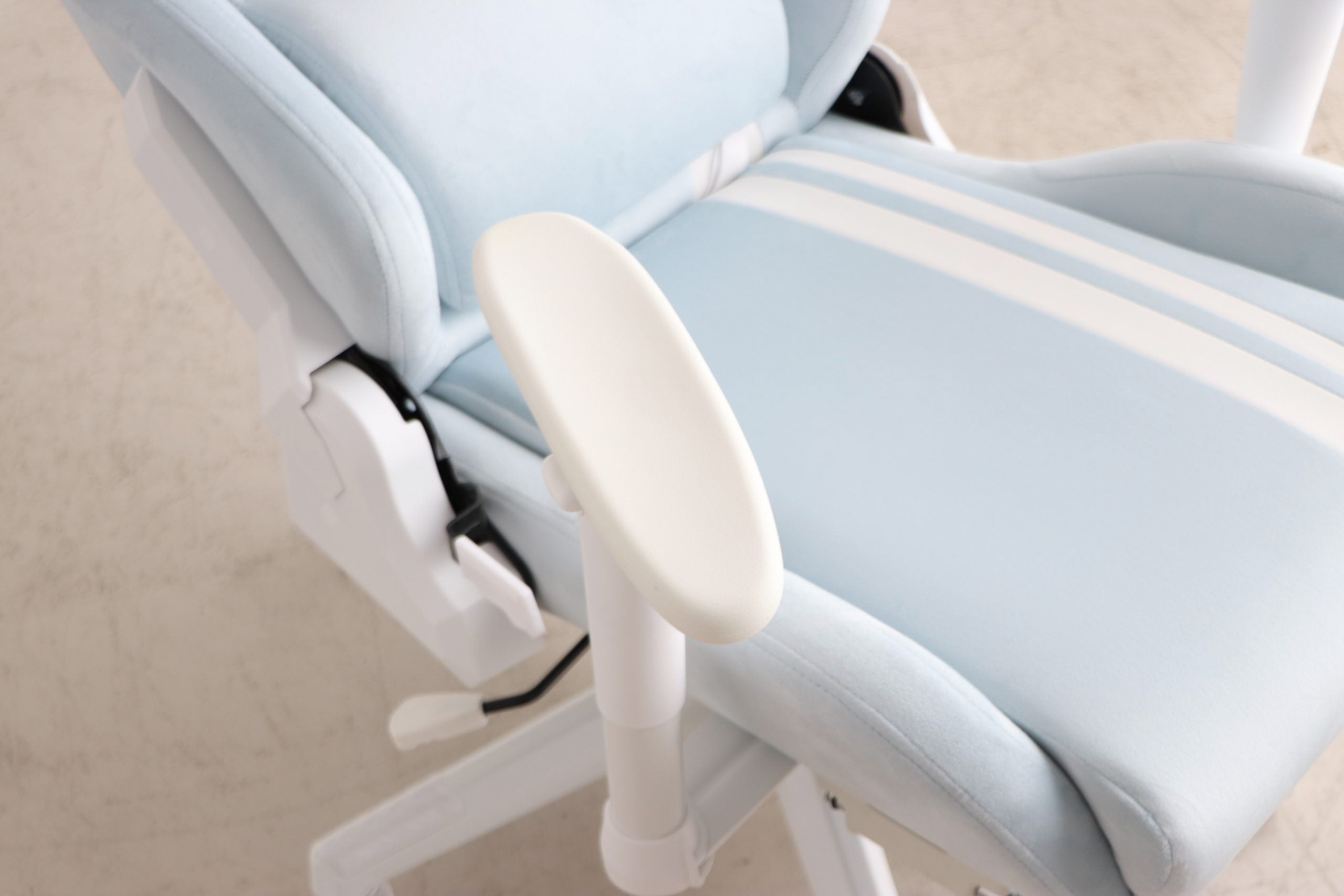 SeAGA girl ゲーミングチェア