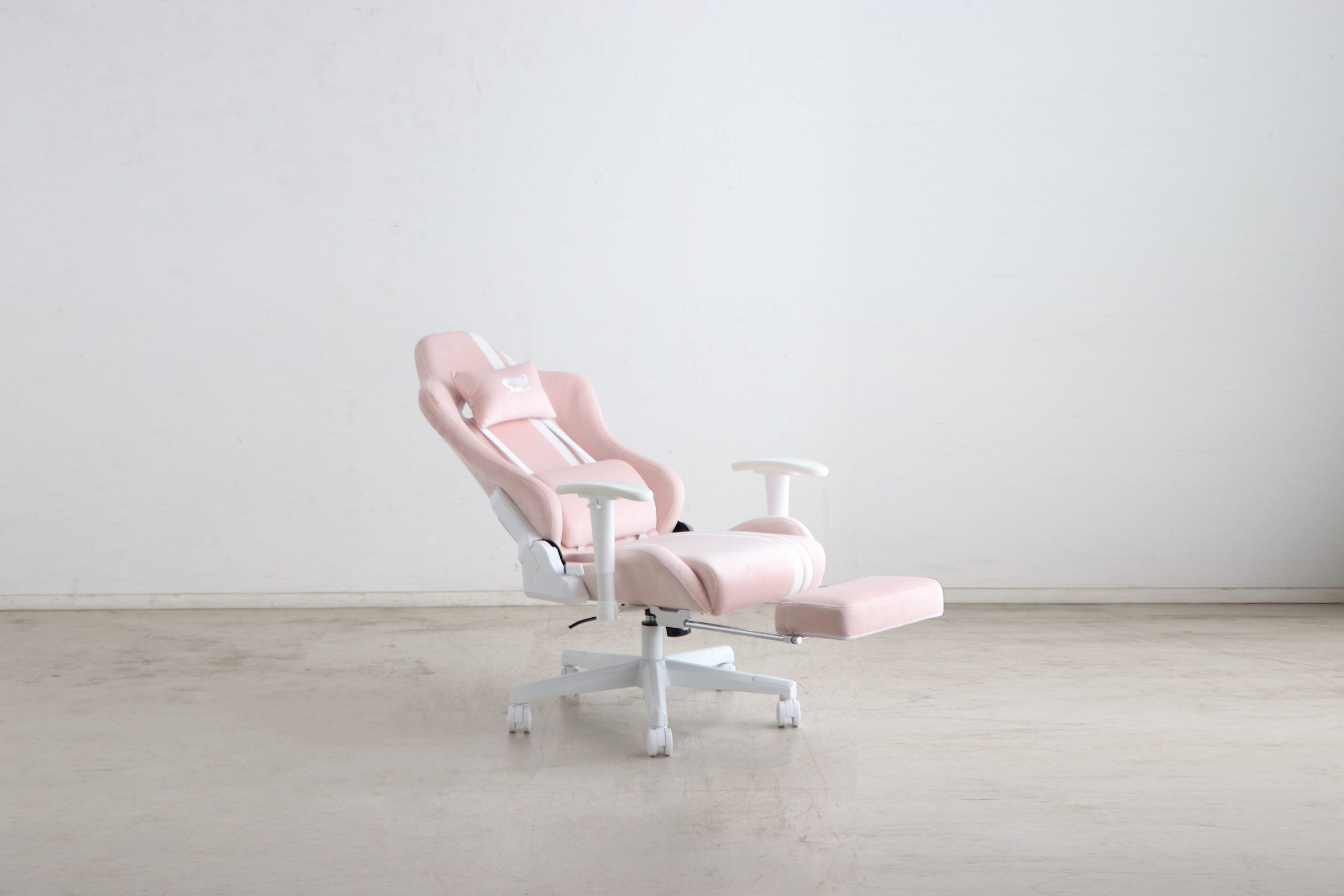 SeAGA girl ゲーミングチェア