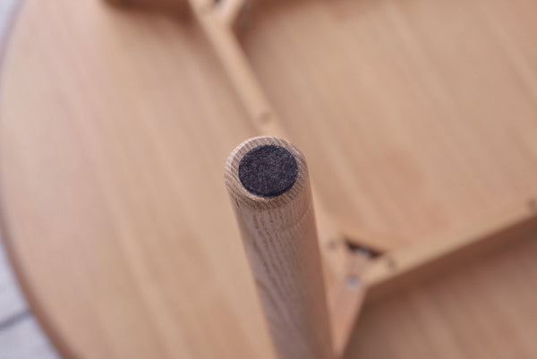 カラメリ 円形ダイニングテーブル