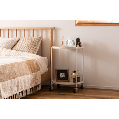 サイドテーブル