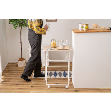 キャスター付フォールディングテーブル