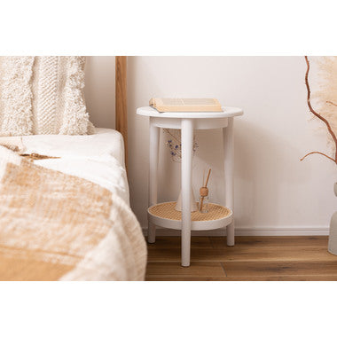 サイドテーブル