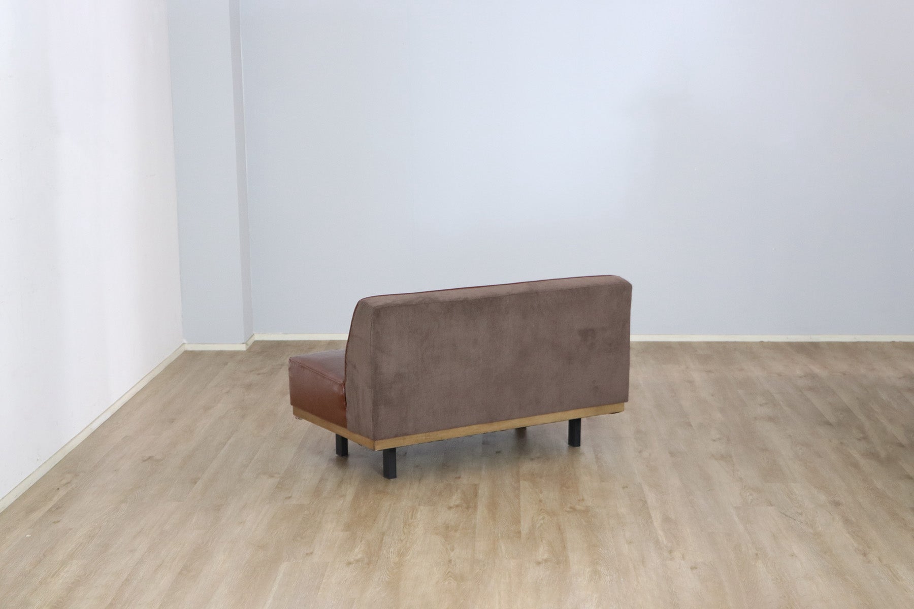 UPプーリー LDソファ R