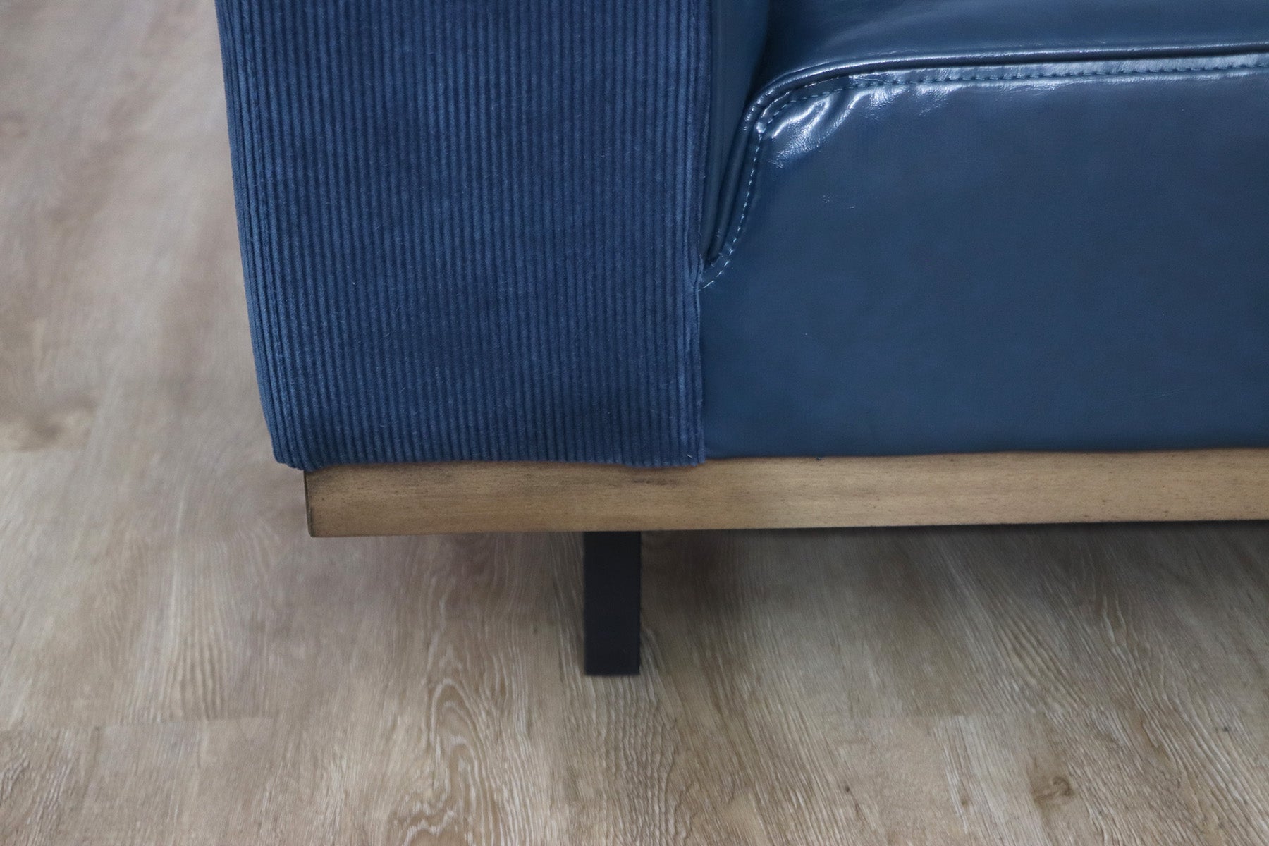 UPプーリー LDソファ R