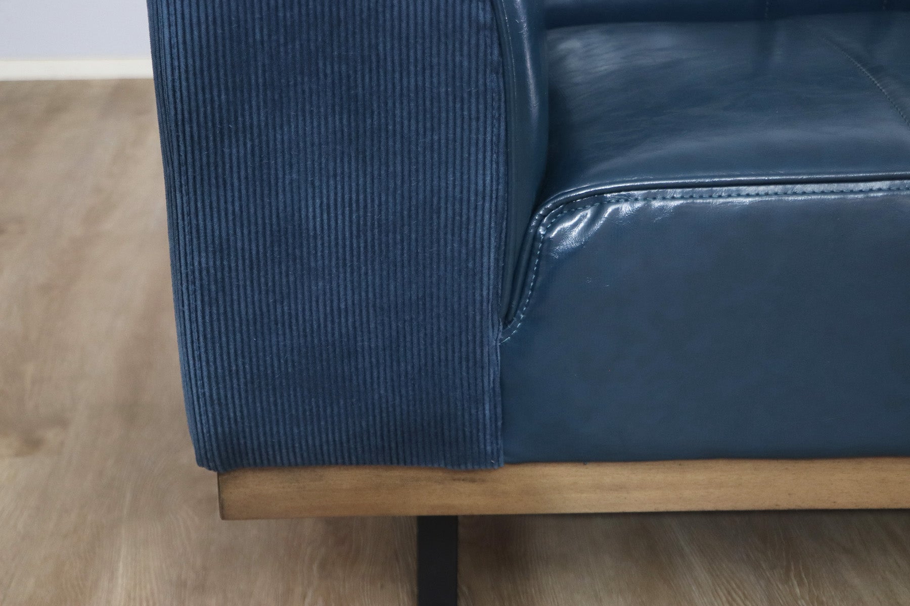 UPプーリー LDソファ R