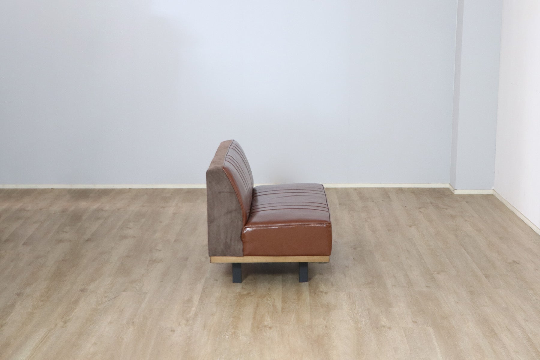 UPプーリー LDソファ R