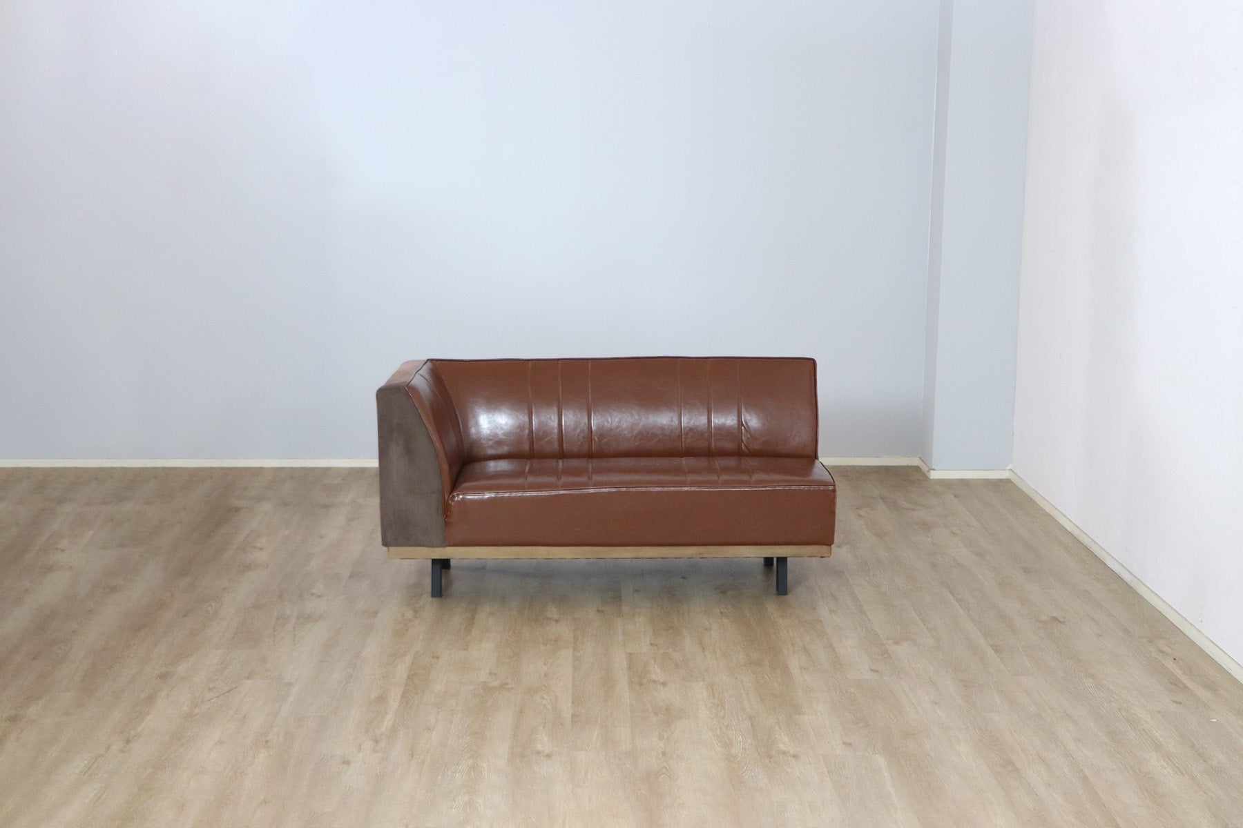 UPプーリー LDソファ R