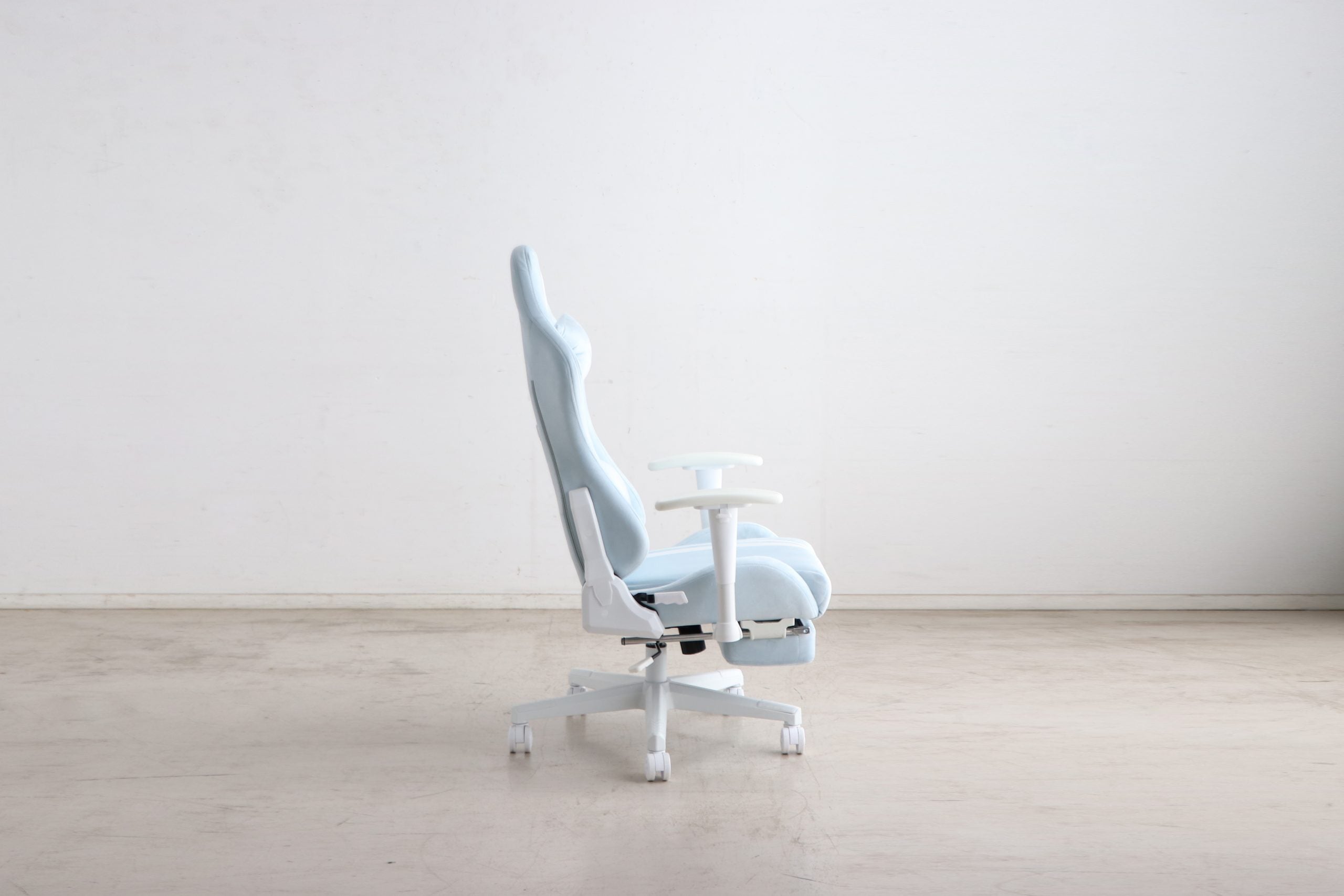 SeAGA girl ゲーミングチェア