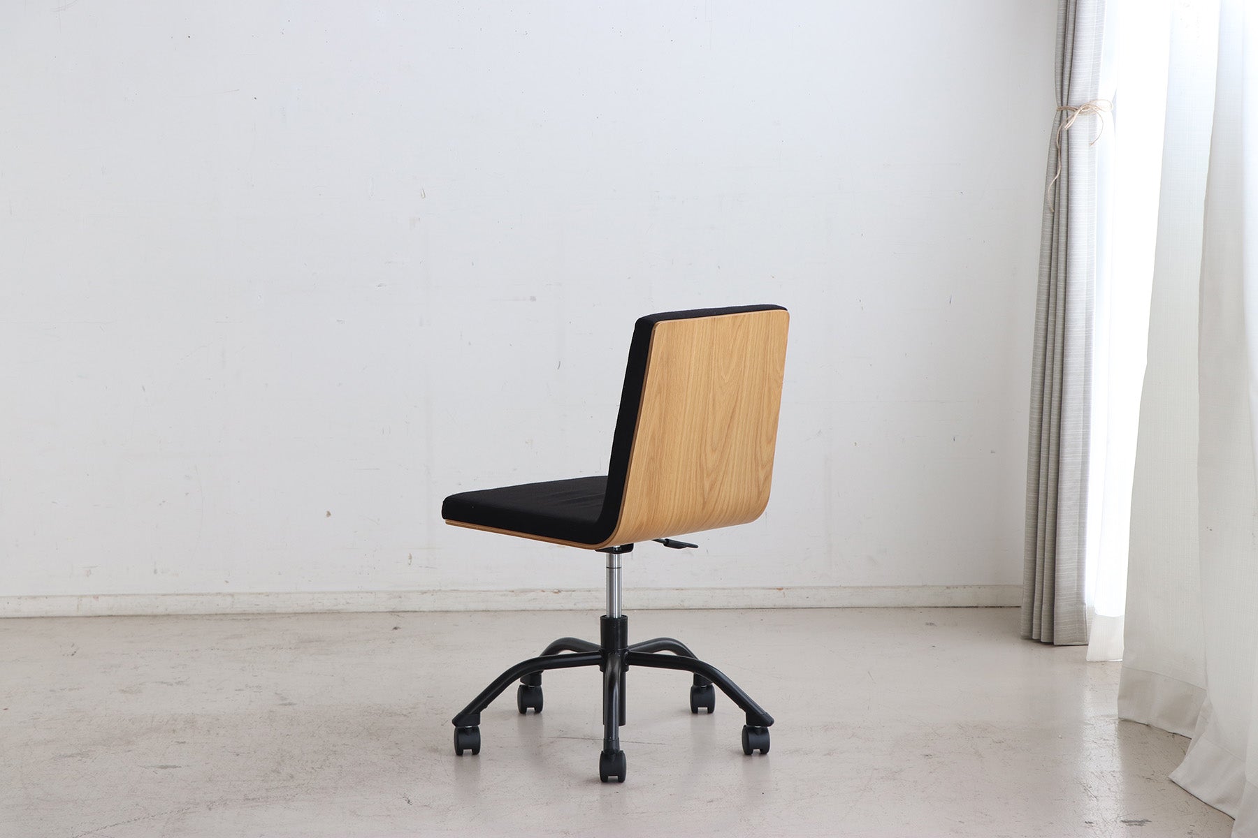 ハウタ オフィスチェア