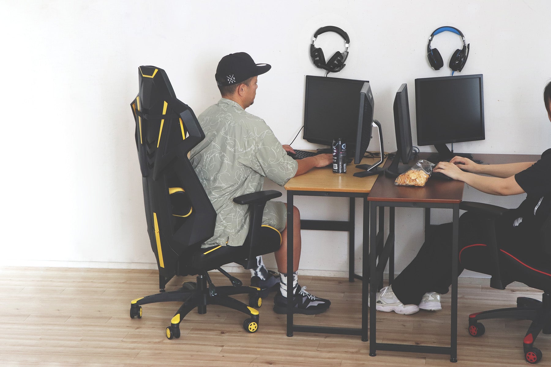 SeAGA-02 ゲーミングチェア