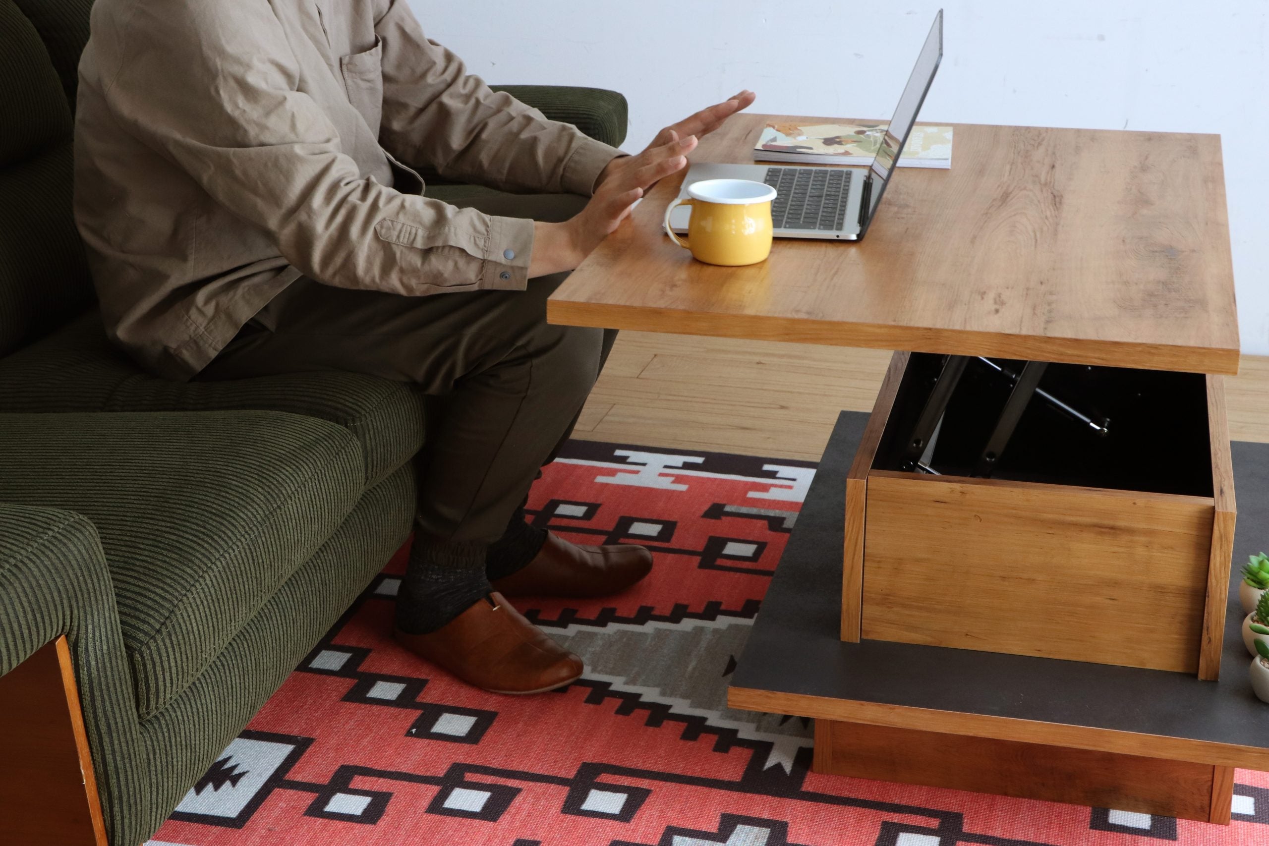 アダムロ リフトアップテーブル