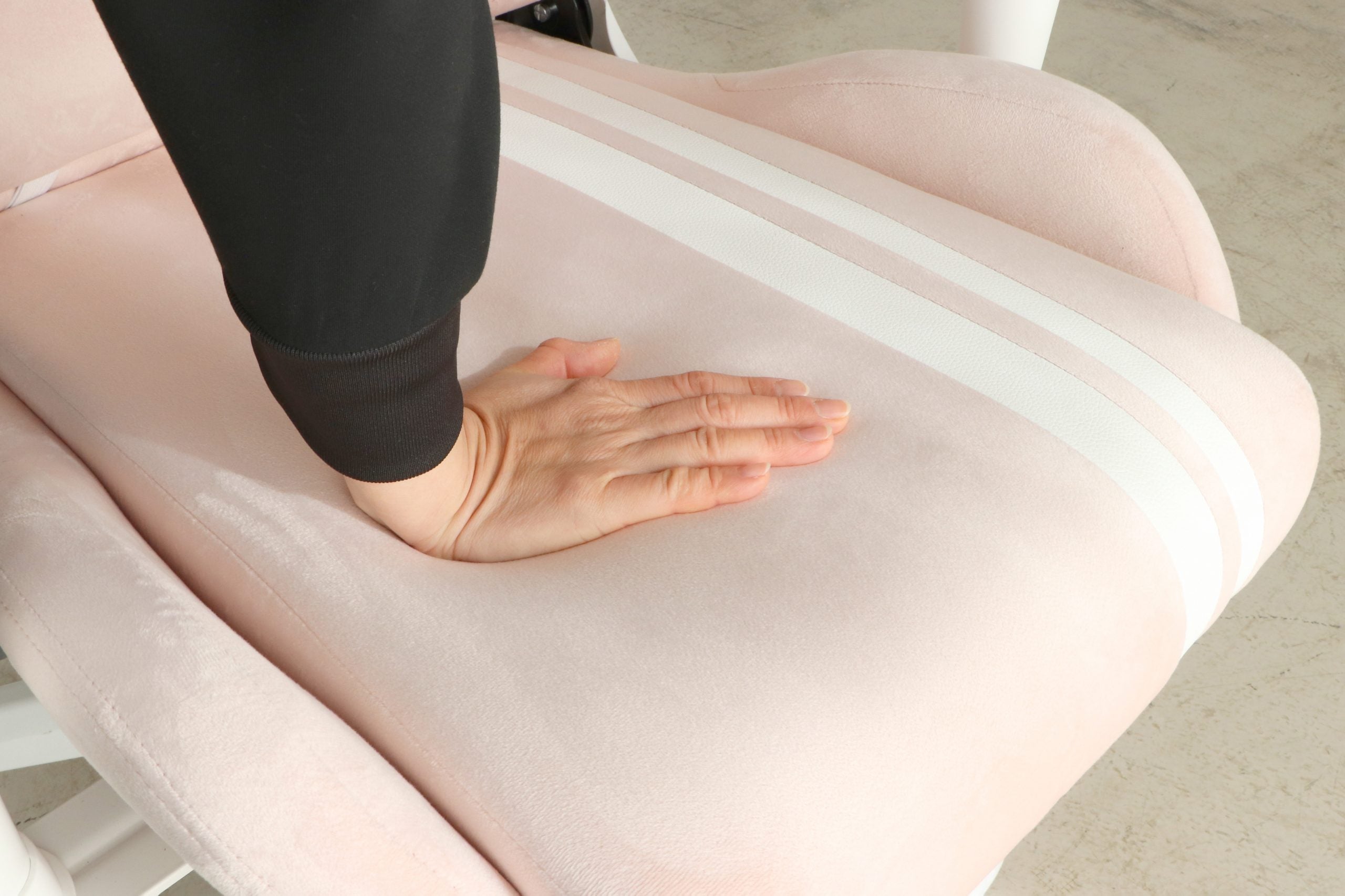 SeAGA girl ゲーミングチェア