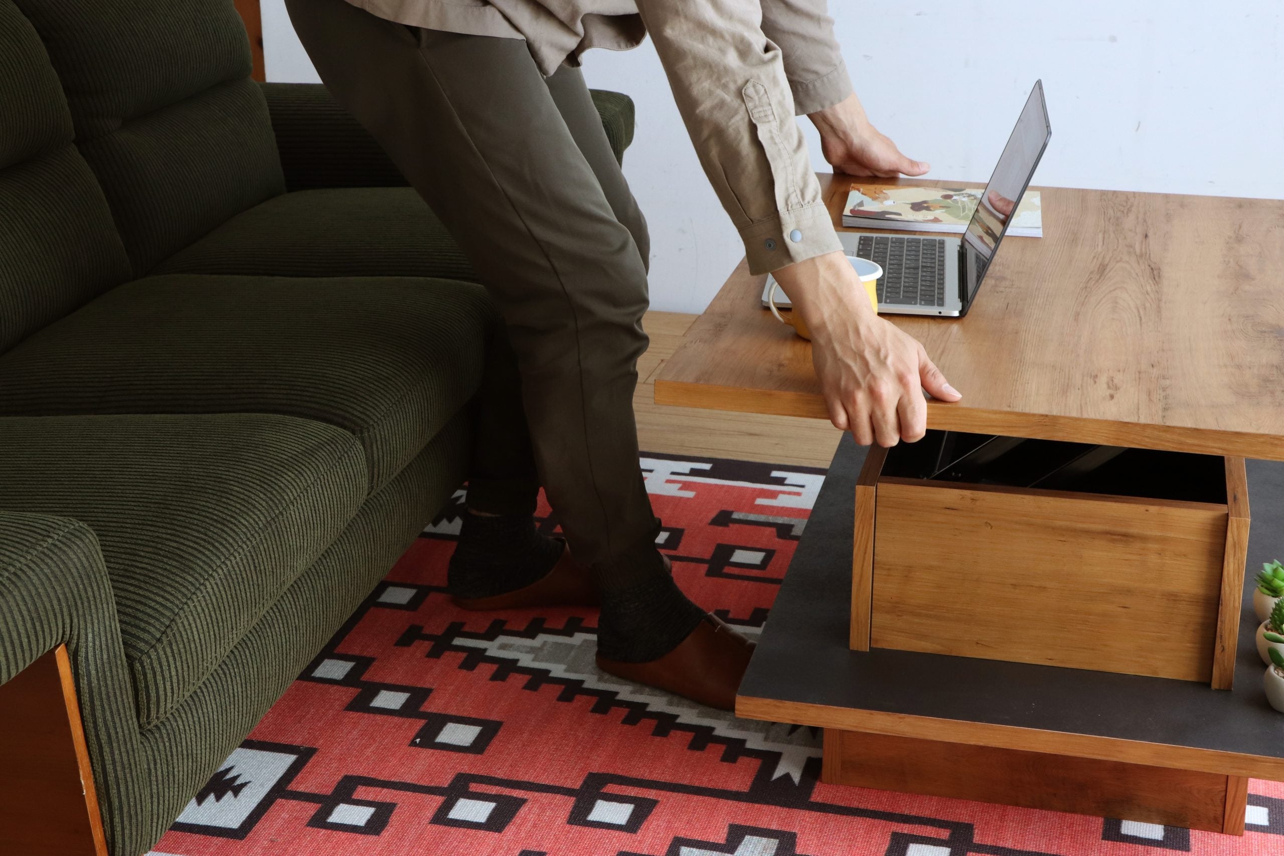 アダムロ リフトアップテーブル